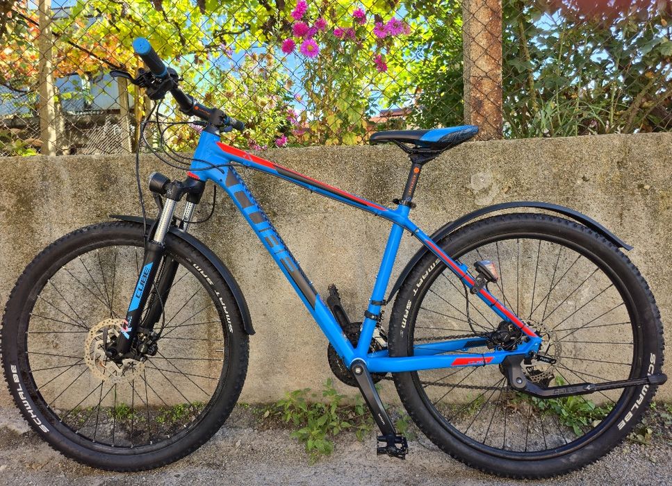 Cube Aim 27.5 М размер 3х8 скорости Хидравлични дискови Динамо главина