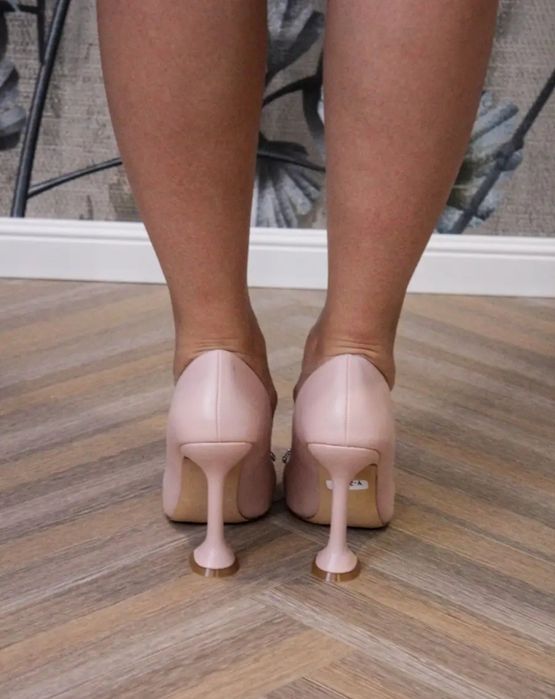 Туфли на каблуках