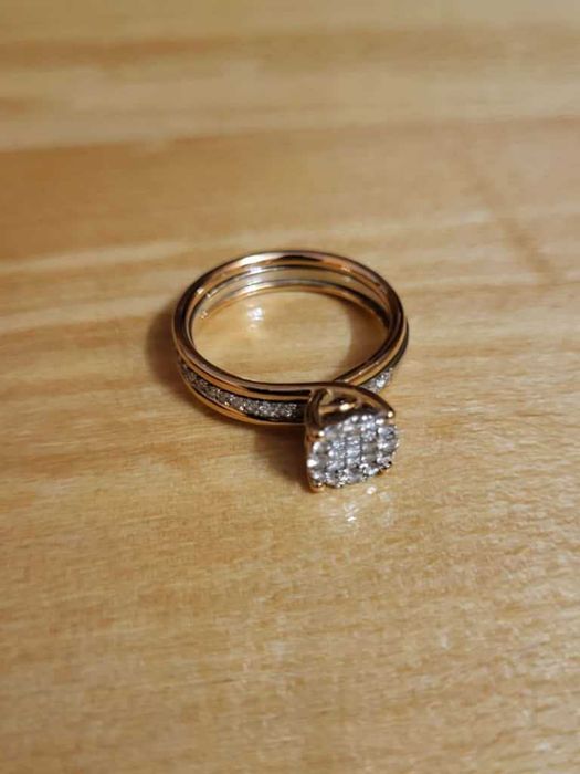 Inel de logodna cu diamante din aur roz si alb Teilor