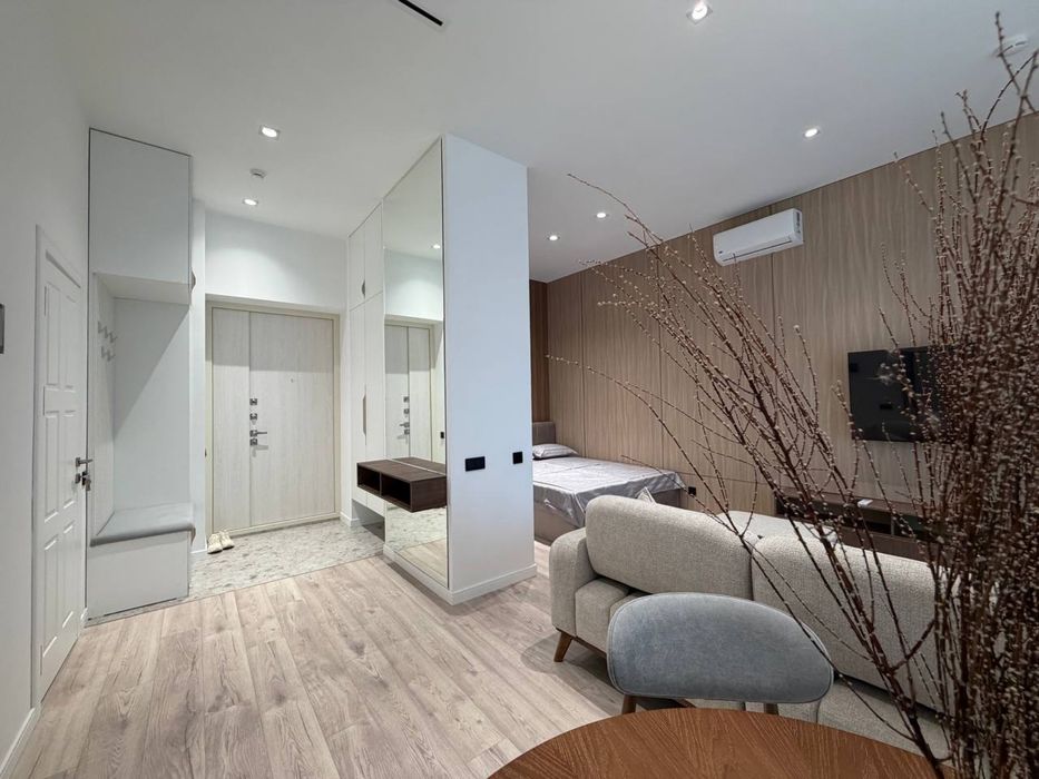 НОВОСТРОЙКА. ЖК. “Infinity”.  1/3/15.  43м2. С ремонтом