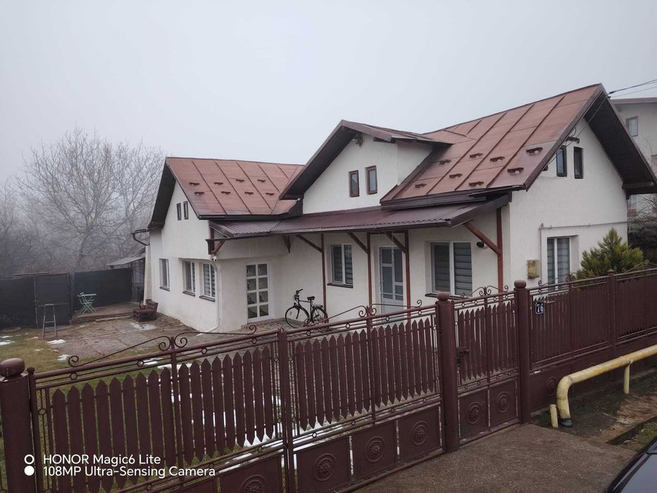 Casa de vanzare Baicoi