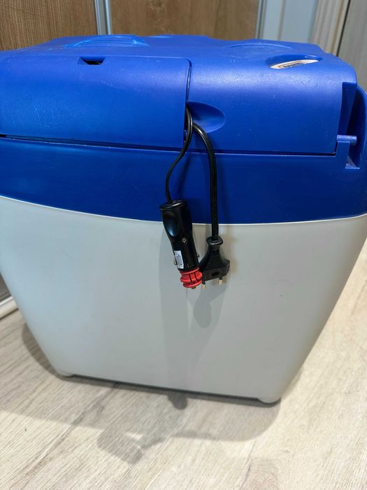 Хладилнa чанта Quigg KB 2004.06, 12V & 230V , 26л,  студено