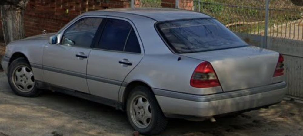 Продавам    Мерцедес C250 D