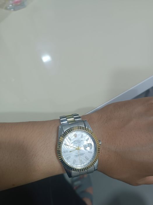 Rolex soat otlichno juda bagati ochen seryozni