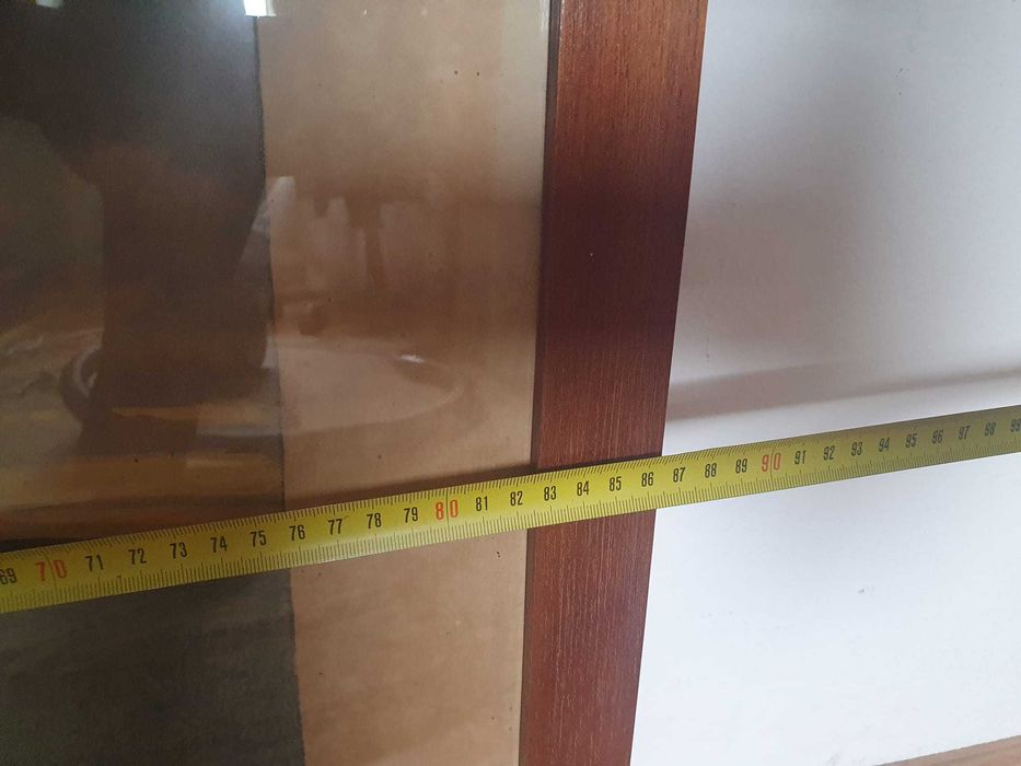 tablou cu rama lemn cu  imagine un taran ce ara 68 x 86,5 cm