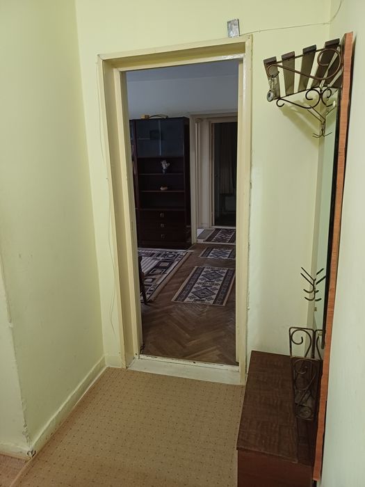 Inchiriez apartament cu 2 camere, mobilat complet, zona Micro 9