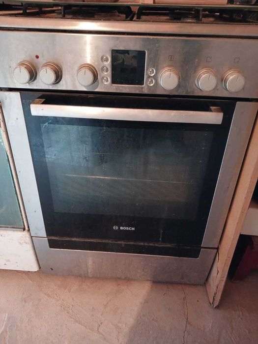 Продается  ПЛИТА BOSCH