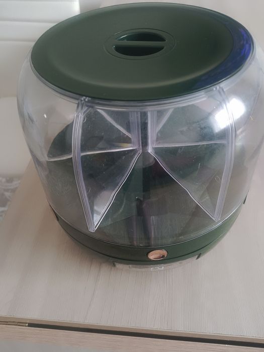 Ёмкость для хранения сыпущих круп