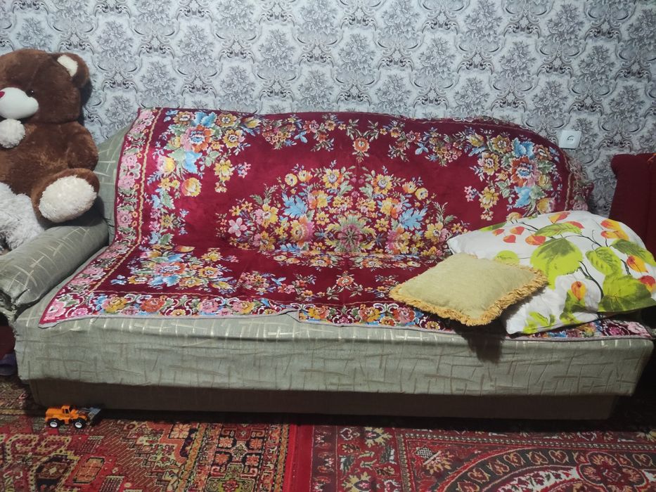 Divan bor sostayanasi yaxshi