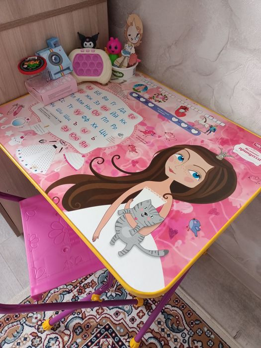 Продам стол со стулом детский