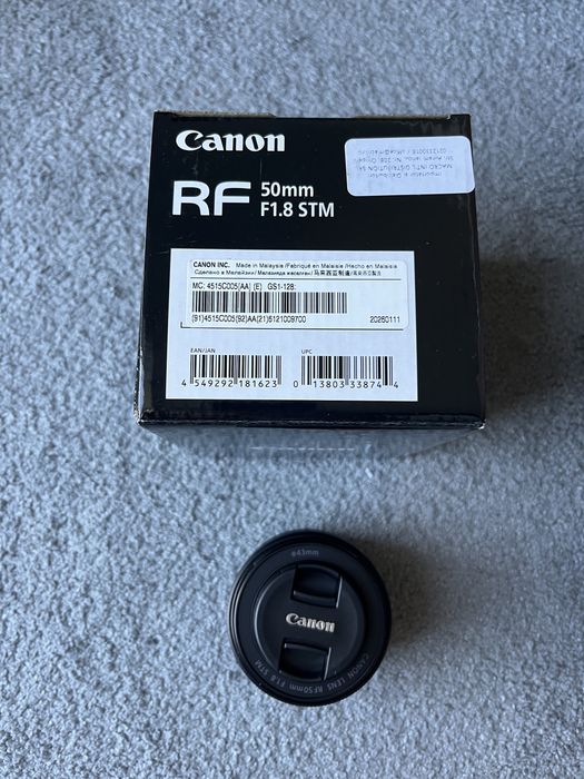 Canon RF 50mm f1.8