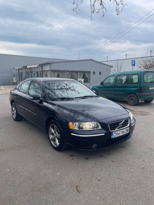 Volvo S60 2.5T AWD автомат 202км!