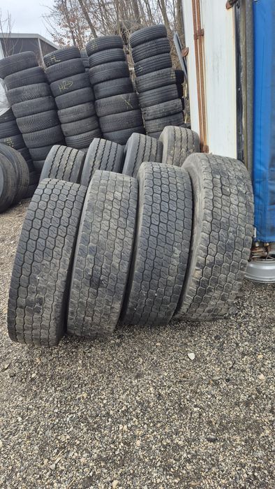 Гуми за камиони 295/80R22.5 внос от Германия в много добро състояние