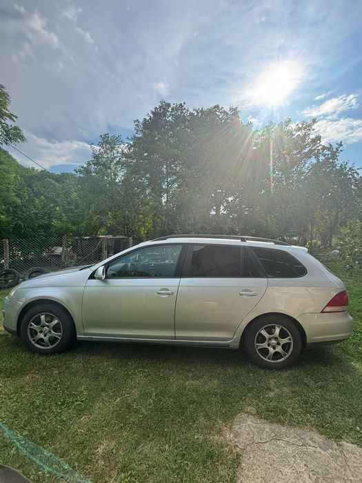 Vând golf 5 diesel fab 2008