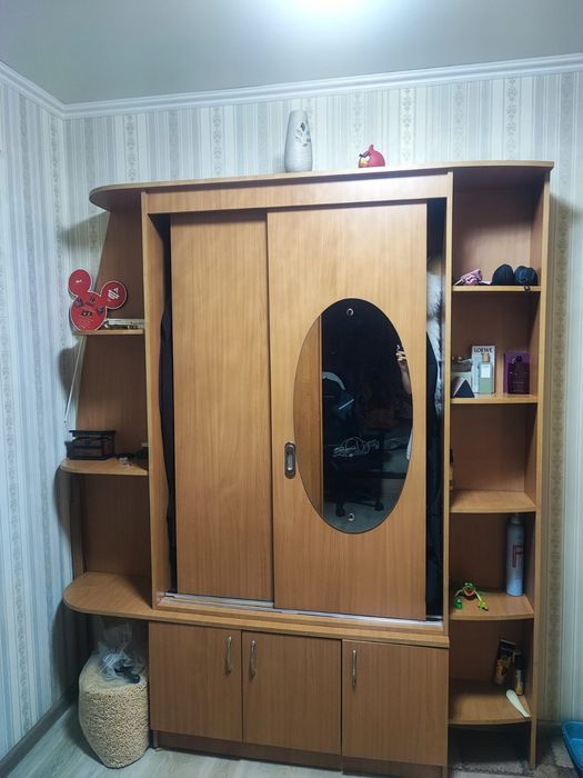 Срочно продам шкаф б/у
