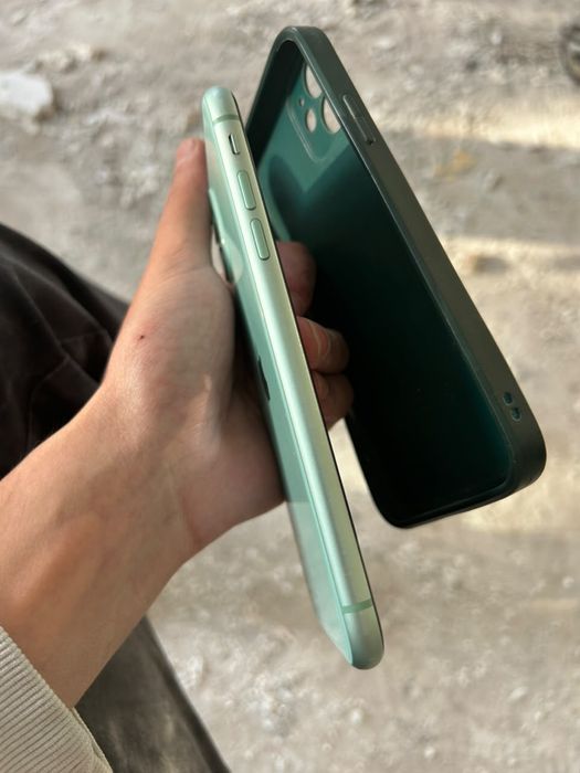 Продам Iphone 11 128гб