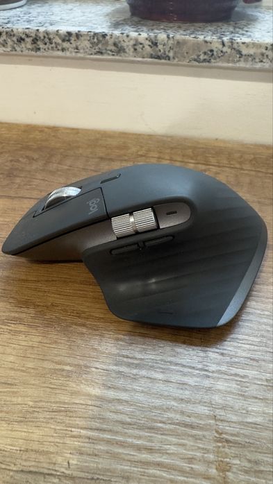 Logitech MX Master 3S – stare perfectă, wireless, silent