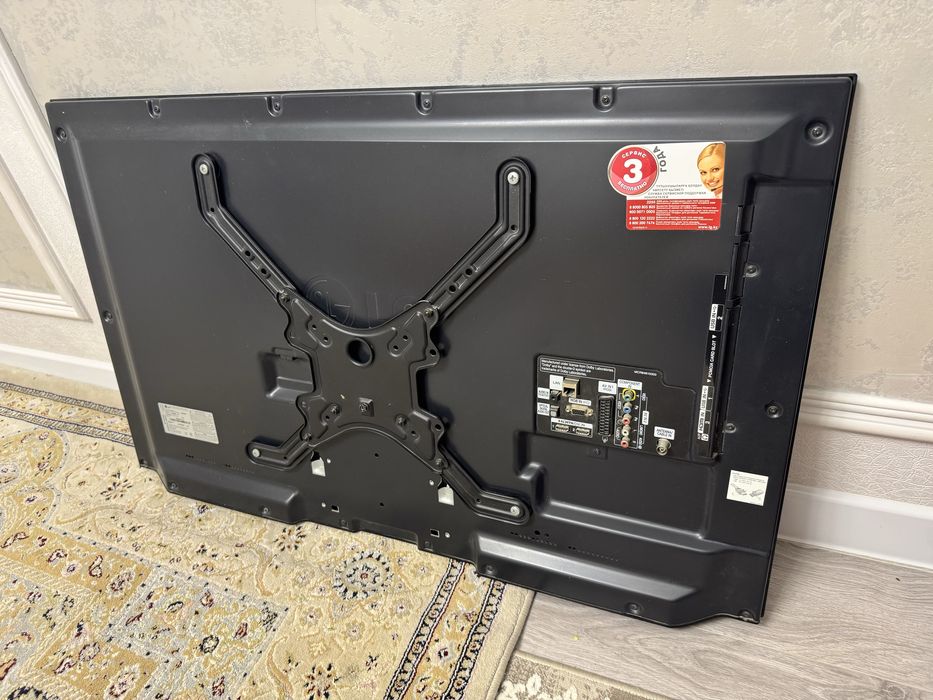 Продам телевизор LG