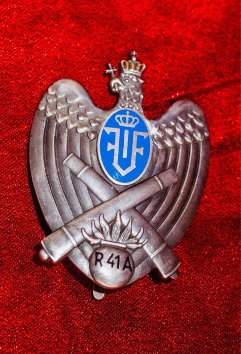 Insigna regimentala regalistã