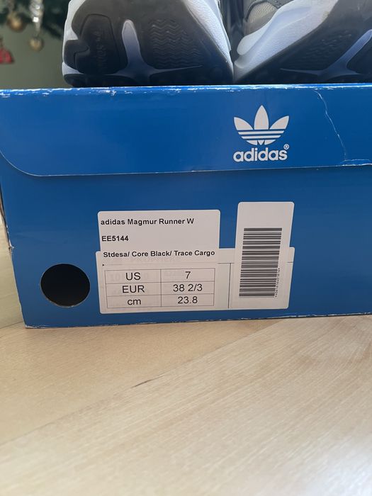 Маратонки Adidas Runner - 38 2/3