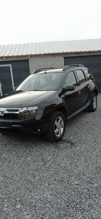 Dacia Duster an2013 motor 16 benzina 4x4