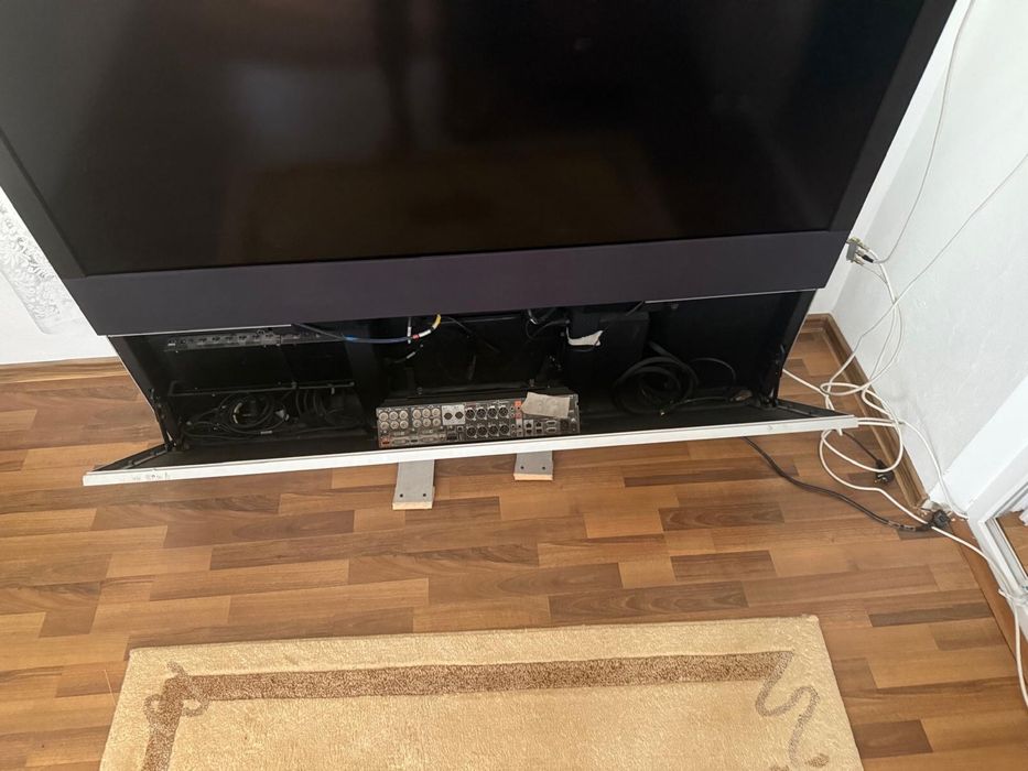 vand televizor tanberg