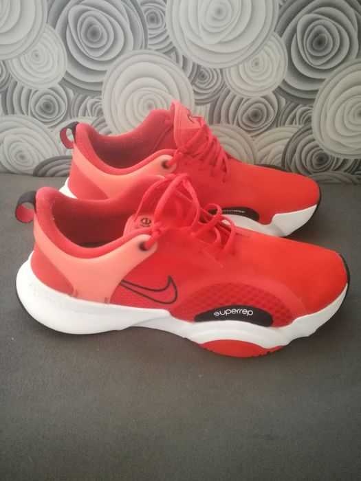 Маратонки NIKE superreep-42