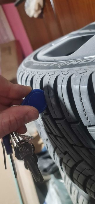 Джанти Tomson 19 235/35 Allseson