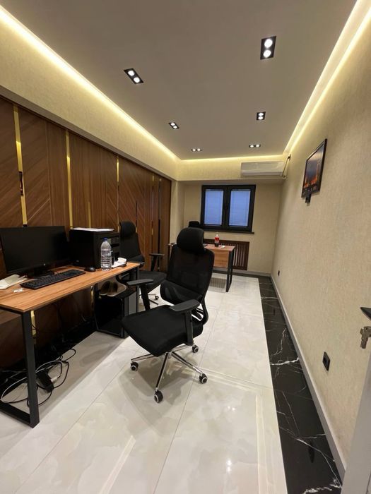 Продается нежилое помещение вдоль дороги 80м2- Ц-5 | монумент Мужества