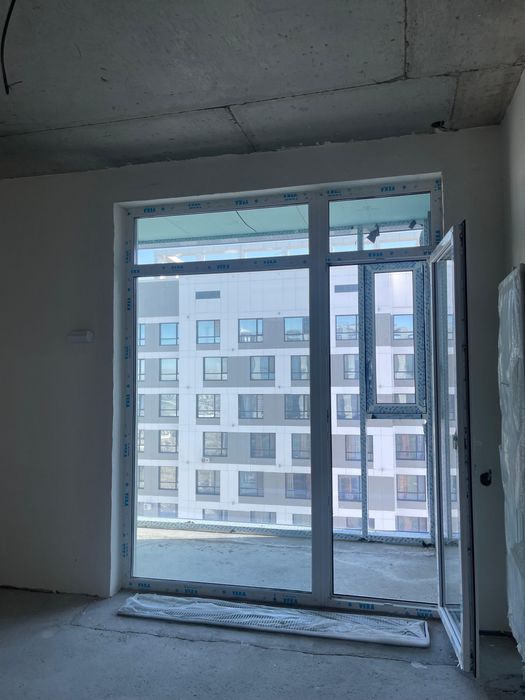 Продам окно балконное