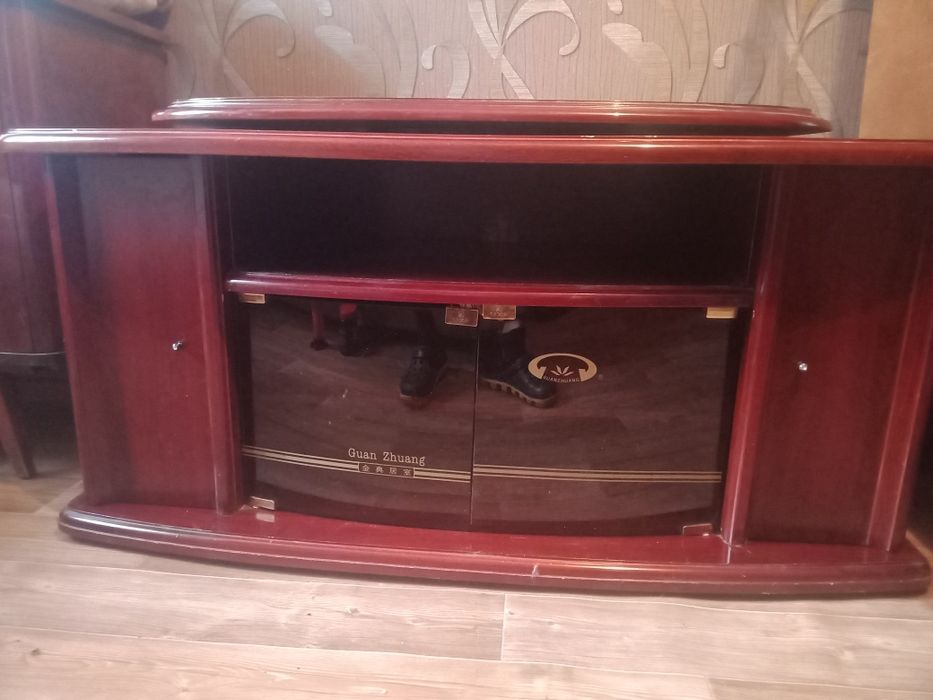 Тумба для телевизора