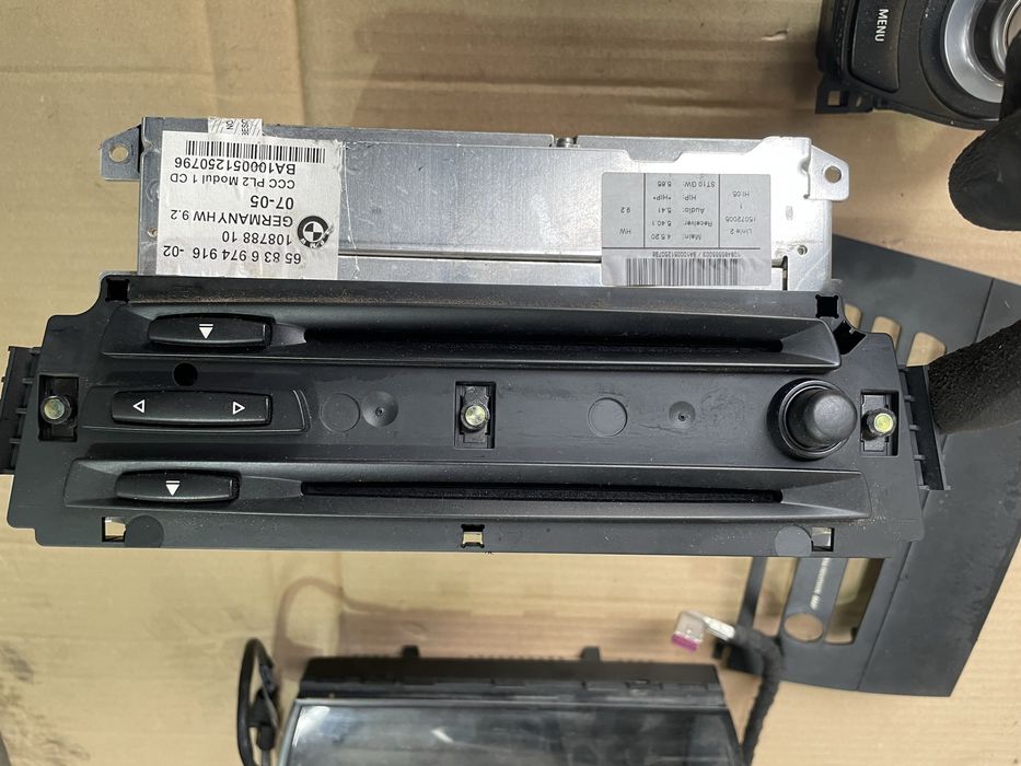 ЦЦЦ голяма навигация БМВ Е90/ Е91 (ccc navigation bmw e90)