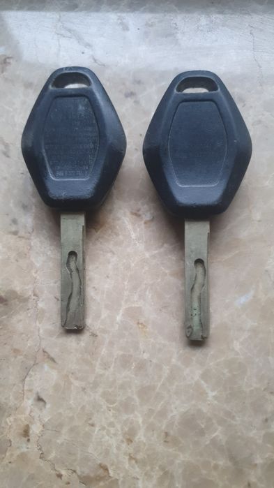 Chei originale auto i BMW E 46 electronicā.