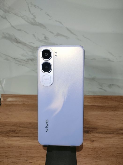 Продается телефон Vivo Y21d