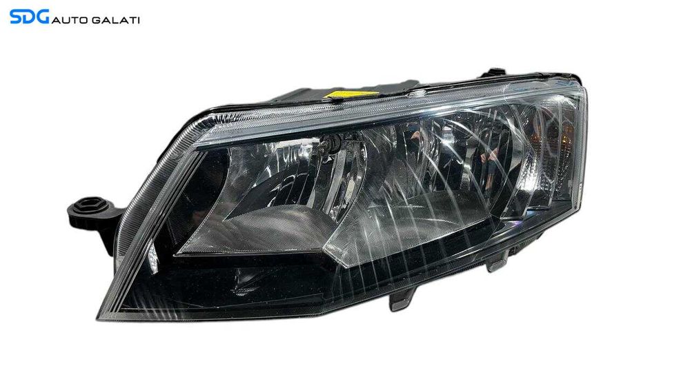 Far Stanga Skoda Octavia 3 NFL NON FACELIFT 2013 - 2017 Cod 5E2941015 [L5978]