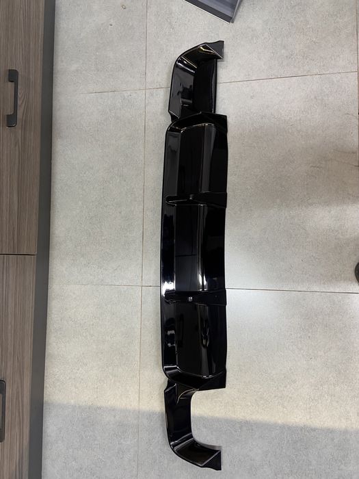 Губа диффузор спойлер в бампер Бмв е39 губа диффузор Bmw e39 спойлер