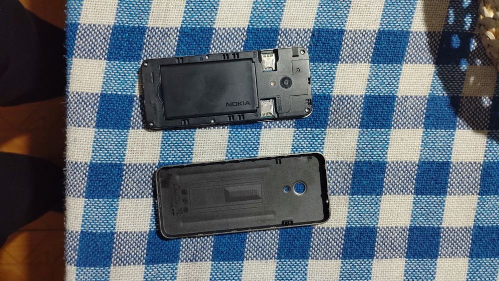 Vând Nokia 230 4G Dual SIM Black