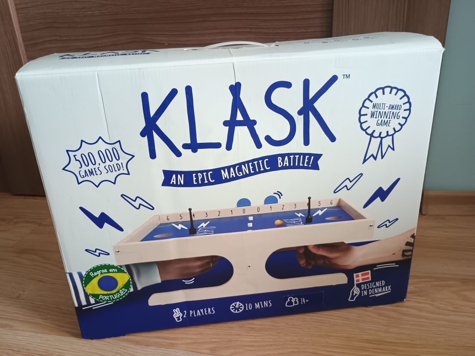 Klask - магнитна игра