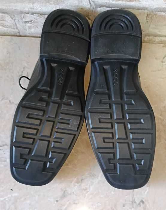 Ecco - pantofi piele nr 48-49