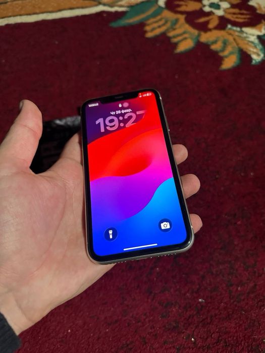 Iphone 11 сотилади