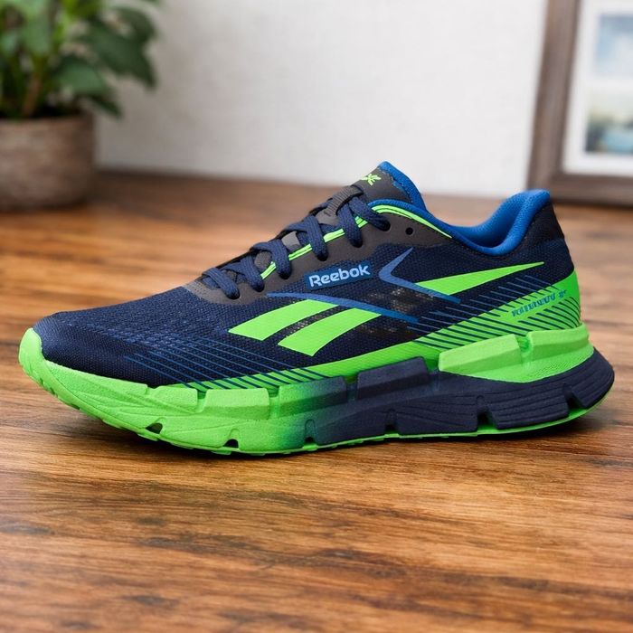 Vând adidasi Reebok Floatzig