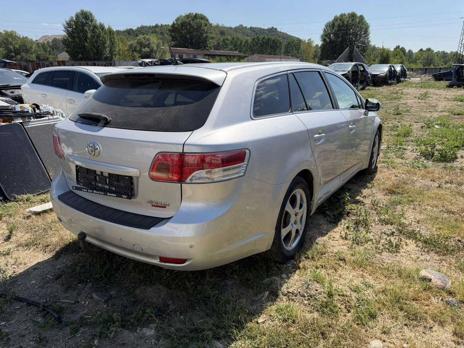 Toyota Avensis 2.2 150 кс 2010 автомат На части