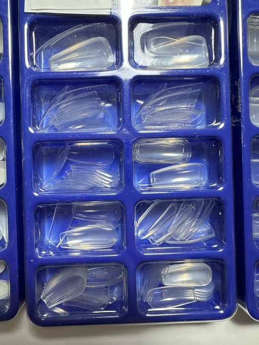 Гелови типсове за нокти