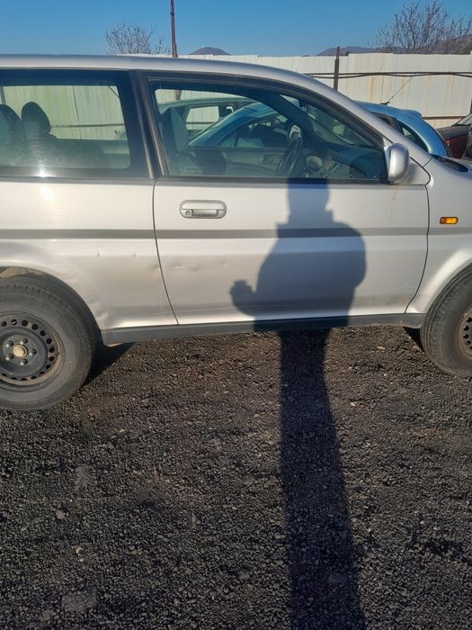 Продавам Хонда хрв на части