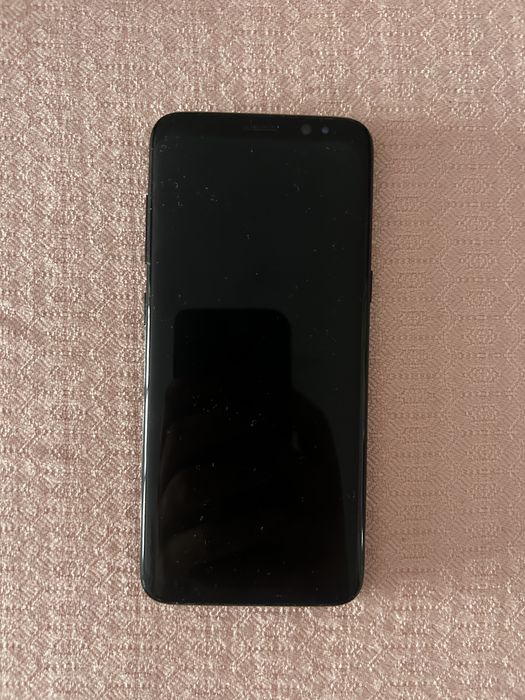 vand telefon samsung s8