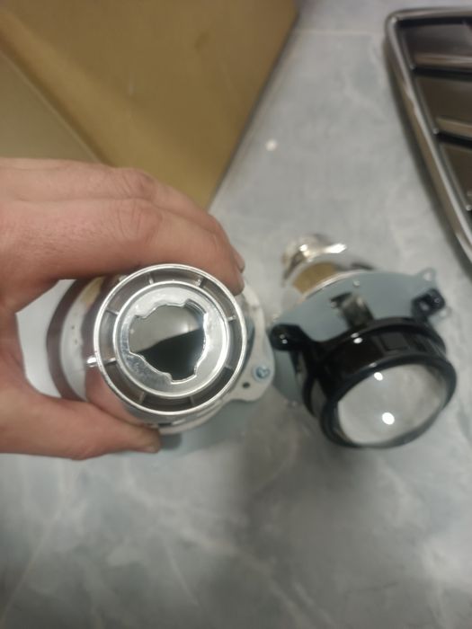 Продам голые линзы от фар камри 40