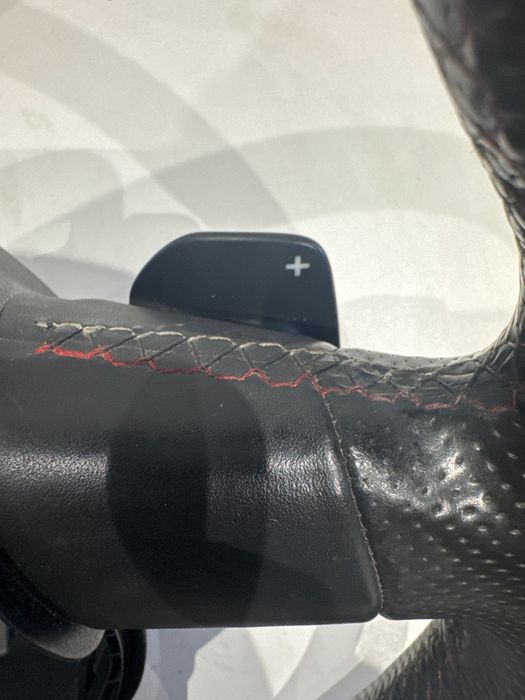 Audi A3 s-line кожен волан Ауди А3