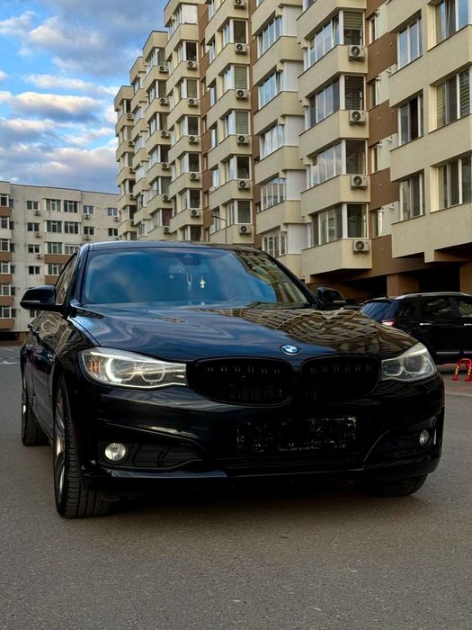 Vând BMW  seria 3 GT