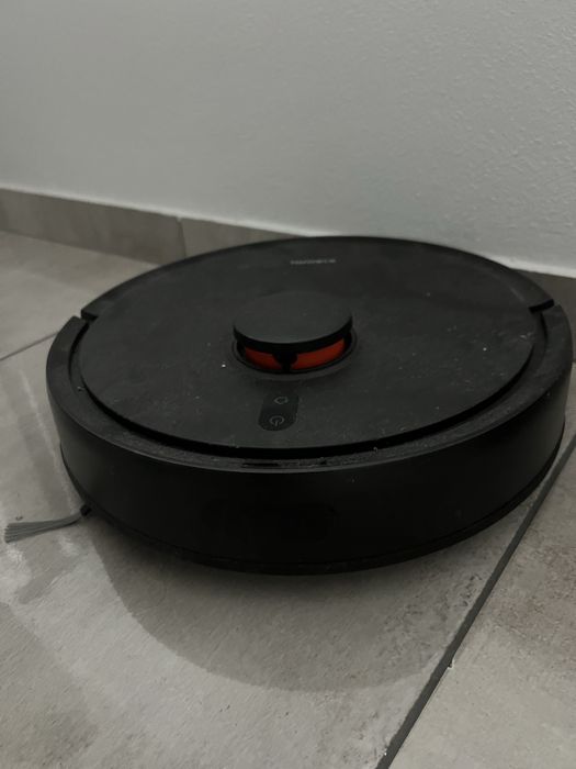 Aspirator robot negociabil!