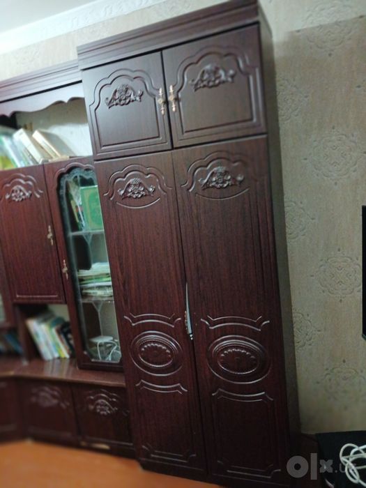 Uy uchun sifatli mebel гарнитур (Stenka) sotiladi — Narxi kelishilgan